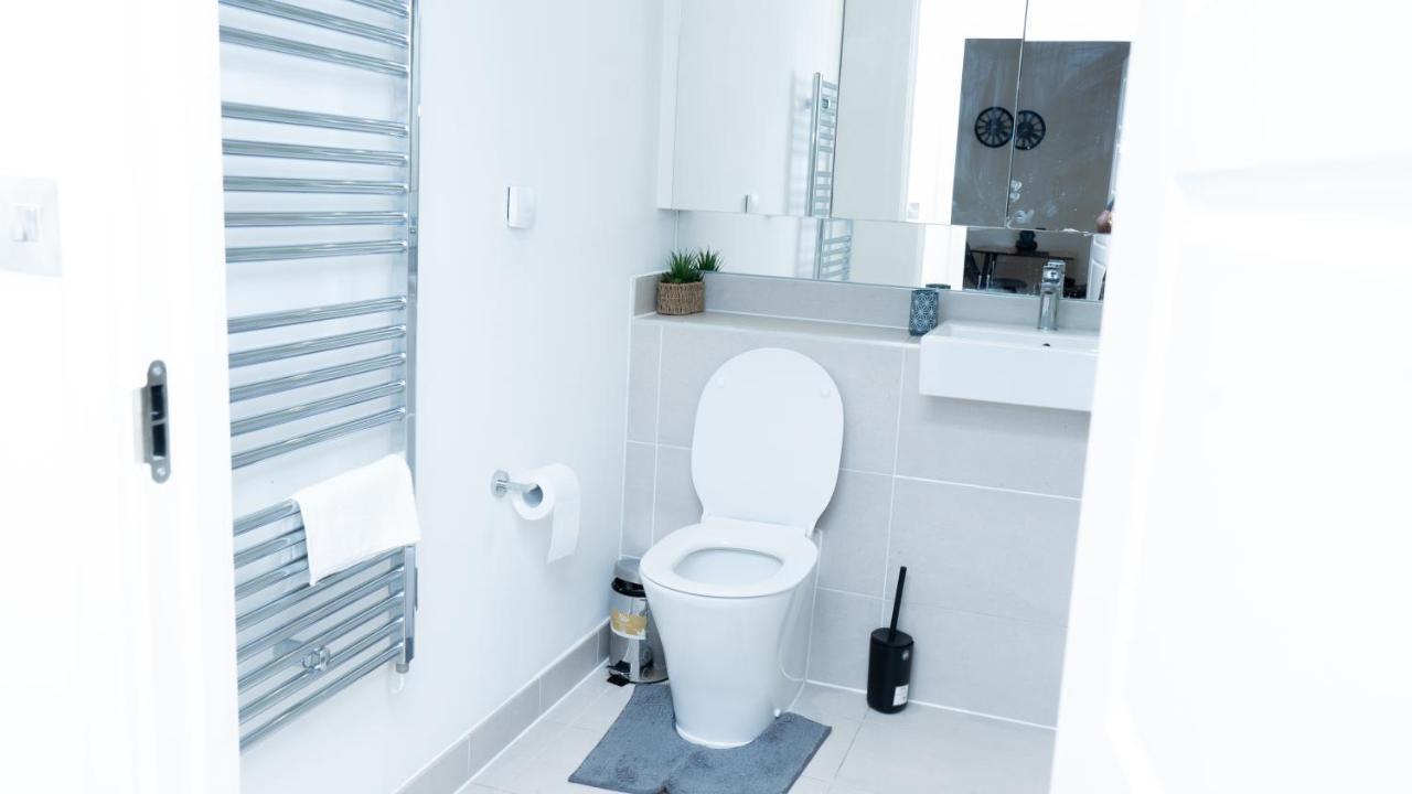 Guerneville 1 Bedroom Luxury Royal Wharf By Excel Exhibition Centre * Londres